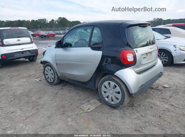 WMEFJ5DA0GK076468 2016 SMART FORTWO Silver Tył lewy