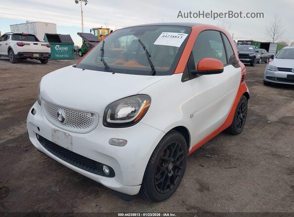 WMEFJ5DA3GK043772 2016 SMART FORTWO White Դիմացի տեսք