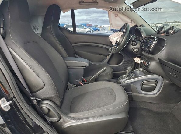 WMEFJ5DA4GK067613 2016 SMART FORTWO Brown Вид задніх сидінь