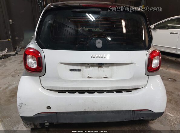 WMEFJ5DA9GK055571 2016 SMART FORTWO White 