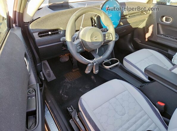 WMW13GD08S2X12176 2025 MINI COOPER Silver Вид панелі приладів
