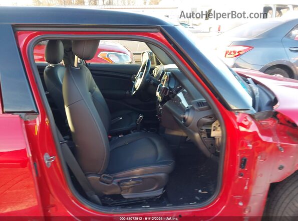 WMW33DK03N2R42819 2022 MINI HARDTOP Red Front interior view