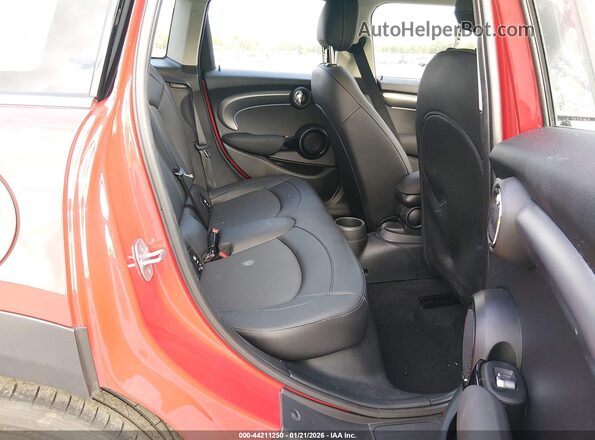 WMW33DK04R2U64559 2024 MINI HARDTOP Красный Вид наклейки с VIN-кодом