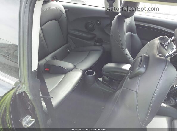 WMW53DH06N2P83892 2022 MINI HARDTOP Black Widok naklejki z numerem VIN