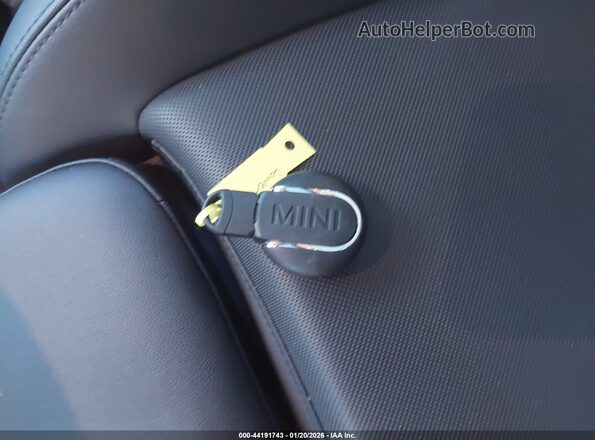 WMW53DK07P2T61528 2023 MINI HARDTOP Green Vista del salpicadero
