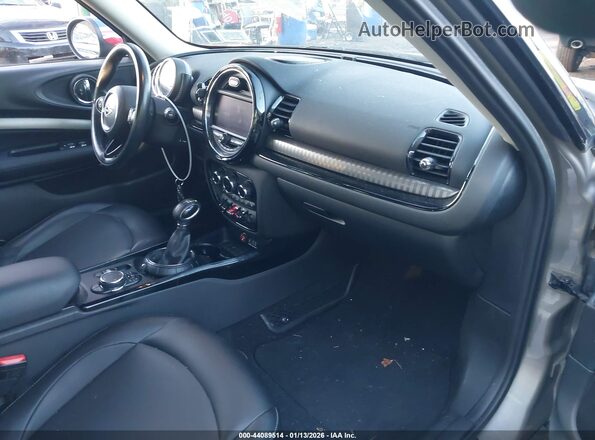 WMWLN5C5XG2E29924 2016 MINI CLUBMAN Gray Սալոնի դիմացի տեսք