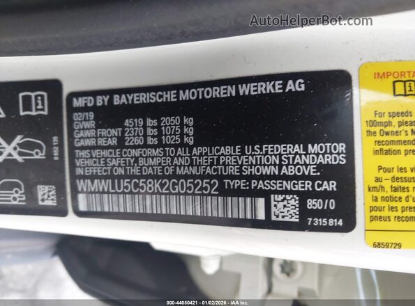 WMWLU5C58K2G05252 2019 MINI CLUBMAN White Widok komory silnika