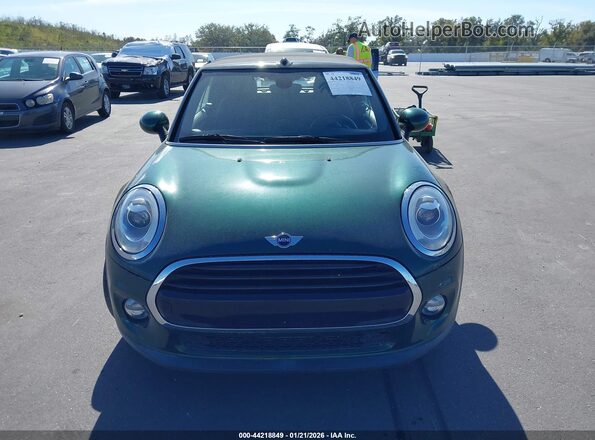 WMWWG5C55H3C19976 2017 MINI CONVERTIBLE Green Вид щитка приладів