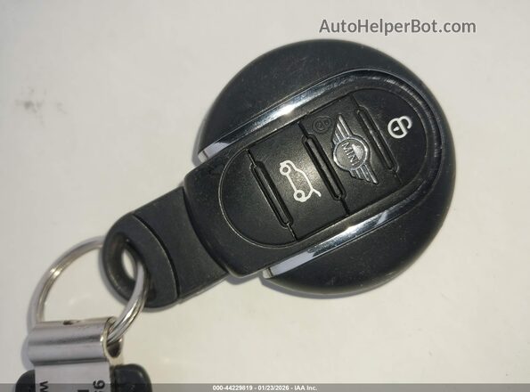 WMWXJ1C01L2M98521 2020 MINI CLUBMAN Gray Vista del salpicadero