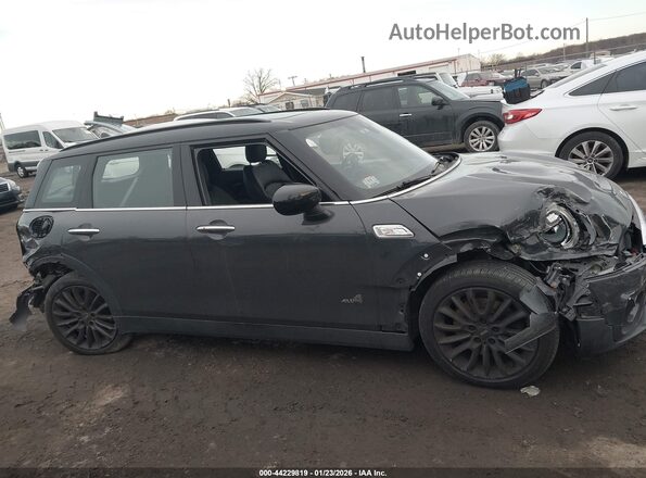 WMWXJ1C01L2M98521 2020 MINI CLUBMAN Gray Vista interior trasera