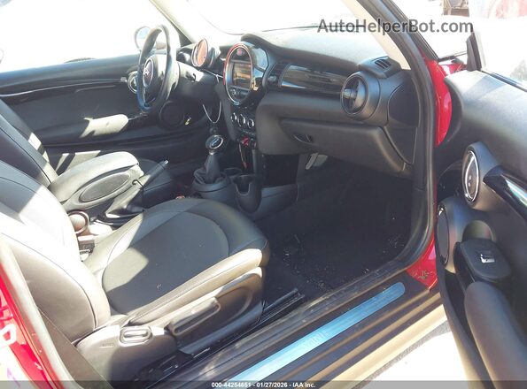 WMWXP5C55K2H96962 2019 MINI HARDTOP Red 