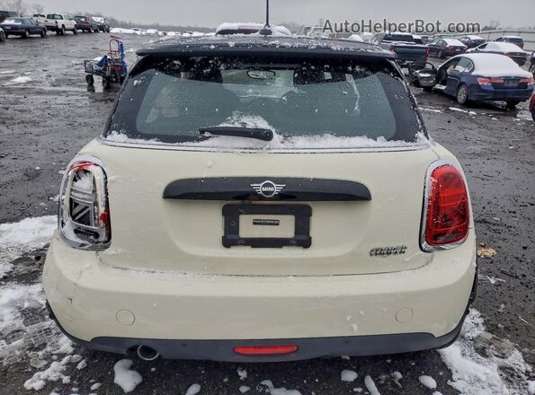 WMWXR3C05M2N92455 2021 MINI COOPER Cream Вид ззаду