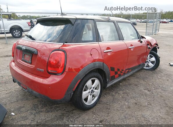 WMWXU1C36H2F77033 2017 MINI HARDTOP Red 