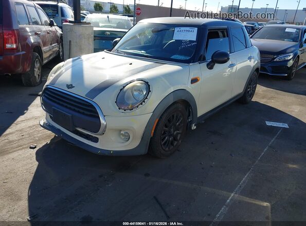 WMWXU1C55J2F79895 2018 MINI HARDTOP White Front left