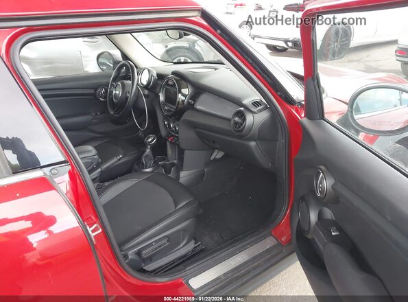 WMWXU1C56J2F81476 2018 MINI HARDTOP Red Vista interior delantera