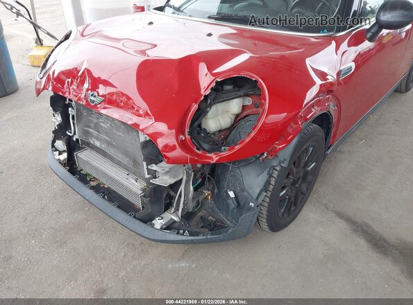WMWXU1C56J2F81476 2018 MINI HARDTOP Red 