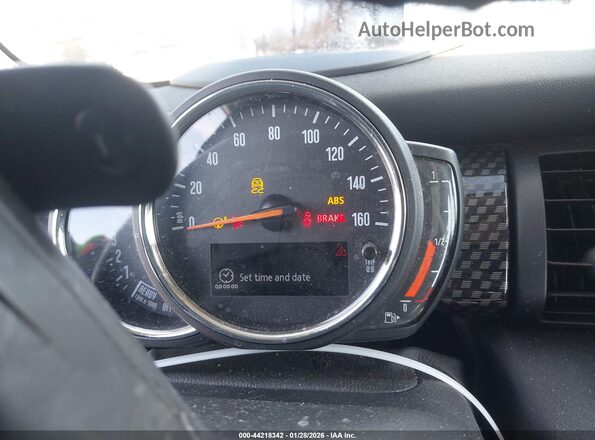 WMWXU3C53K2H54514 2019 MINI HARDTOP Серый 