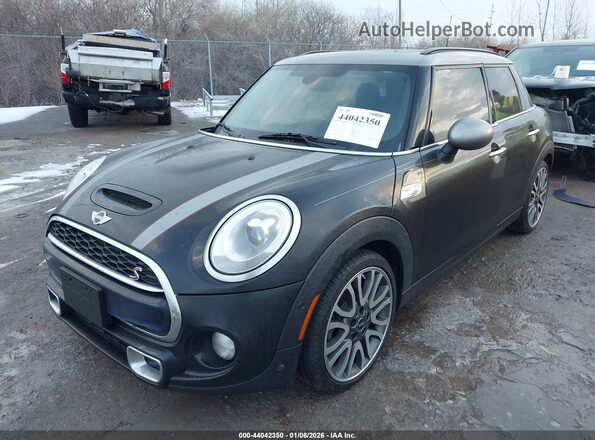 WMWXU3C5XJ2F49951 2018 MINI HARDTOP Gray 