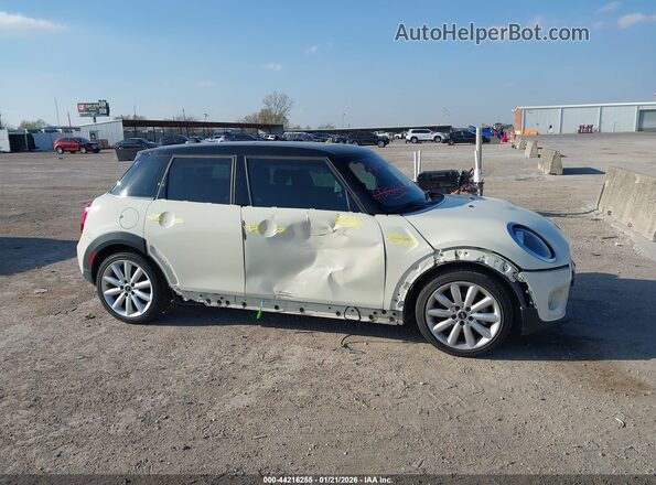 WMWXU7C04L2L89965 2020 MINI HARDTOP White 360 interior view