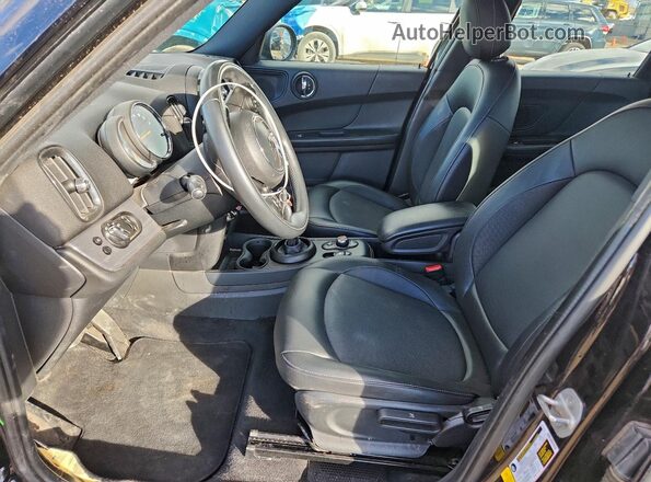 WMZ23BR00M3M51271 2021 MINI COOPER Black Вид салону спереду
