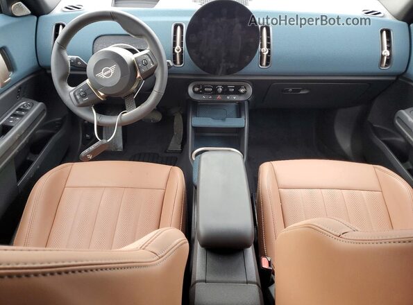 WMZ23GA04S7R84562 2025 MINI COUNTRYMAN Gray Առջևի վահանակի տեսք