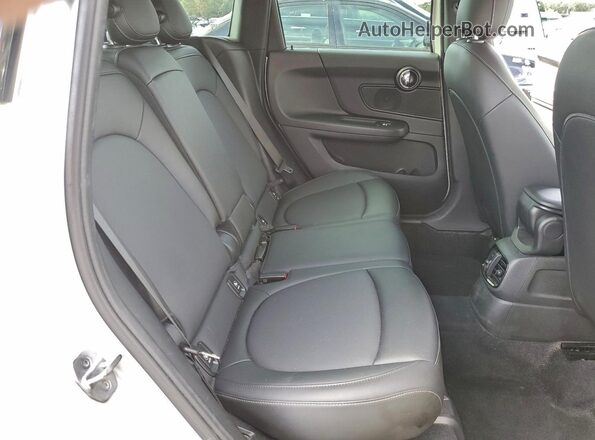 WMZ43BR08M3M79828 2021 MINI COOPER Gray Rear interior view