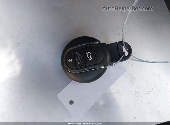 WMZ53BR08R3R85283 2024 MINI COUNTRYMAN Синий Вид панели приборов