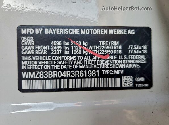 WMZ83BR04R3R61981 2024 MINI COOPER White Vista del compartimento del motor