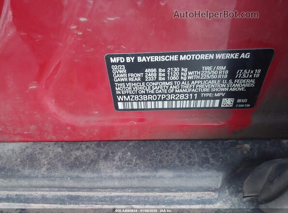 WMZ83BR07P3R28311 2023 MINI COUNTRYMAN Red Vista del compartimento del motor