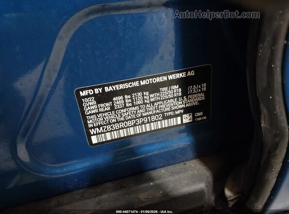 WMZ83BR08P3P91802 2023 MINI COUNTRYMAN Blue Vista del compartimento del motor