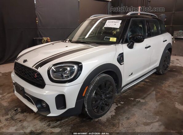 WMZ83BR09R3S15798 2024 MINI COUNTRYMAN White Przód lewy