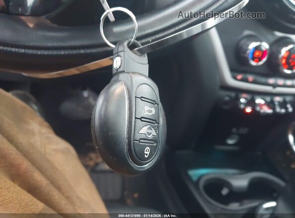 WMZYT3C32H3B66468 2017 MINI COUNTRYMAN Silver Vista del salpicadero