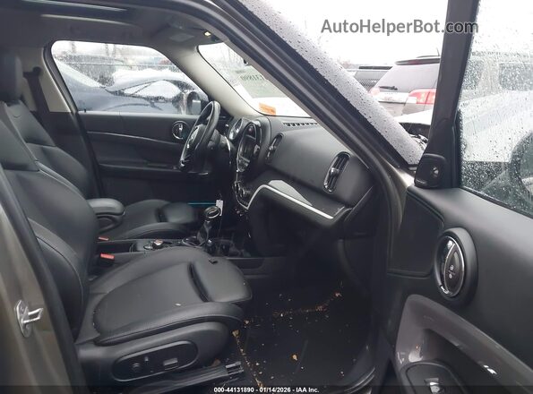 WMZYT3C32H3B66468 2017 MINI COUNTRYMAN Silver Vista interior delantera