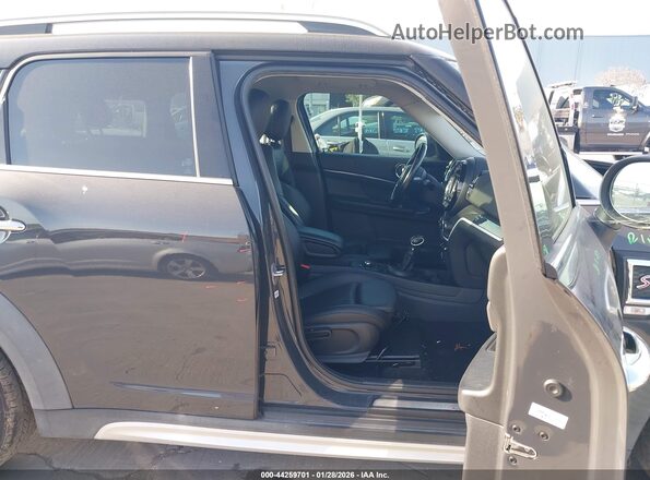 WMZYT3C38J3E00408 2018 MINI COUNTRYMAN Black Вид салону спереду