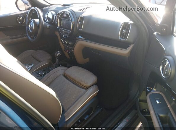 WMZYT3C51K3E96790 2019 MINI COUNTRYMAN Blue Vista interior delantera