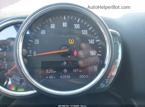WMZYT5C37J3E61759 2018 MINI COUNTRYMAN Orange Widok tylnych siedzeń