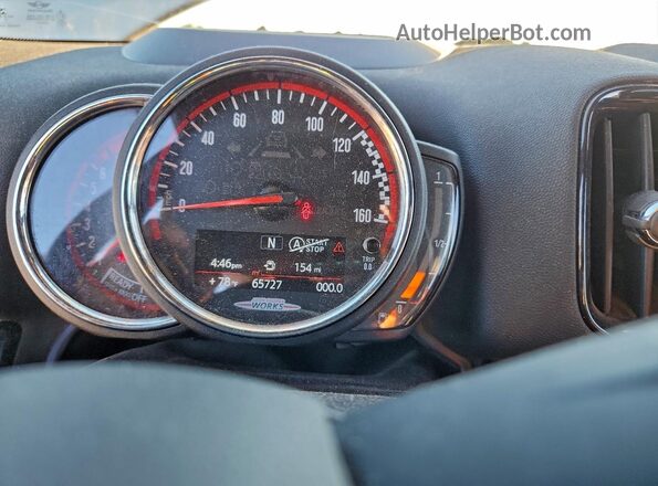 WMZYV9C34J3B92136 2018 MINI COOPER White Вид щитка приладів