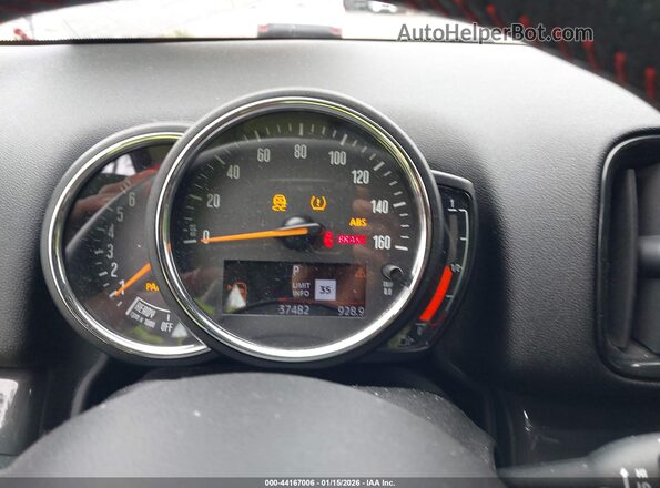 WMZYW7C05L3L66206 2020 MINI COUNTRYMAN White უკანა სავარძლების ხედი