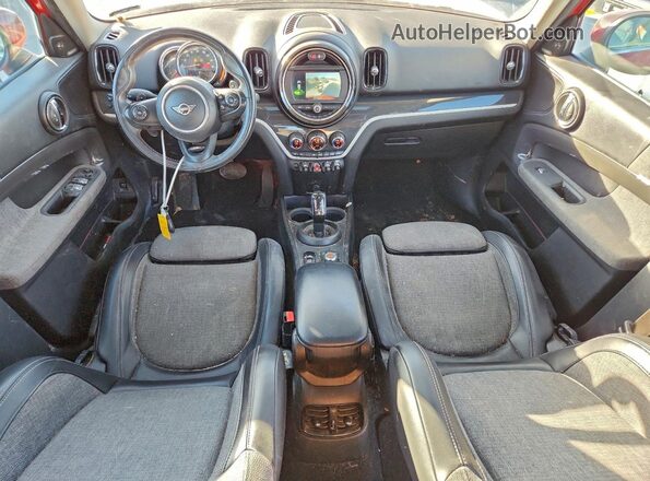WMZYW7C09L3L90928 2020 MINI COOPER Red Vista del salpicadero