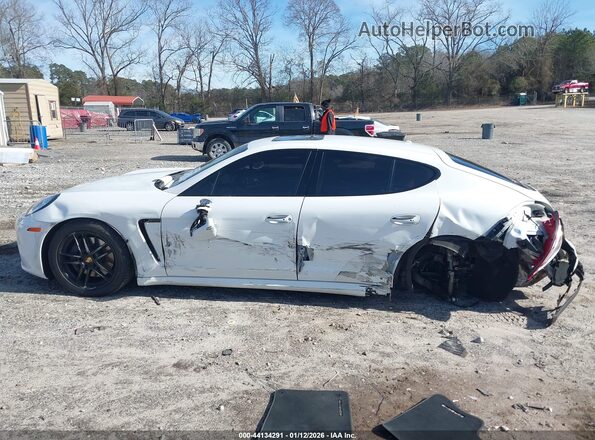 WP0AA2A70GL000159 2016 PORSCHE PANAMERA White Widok wnętrza 360 stopni