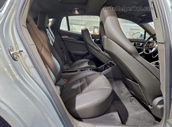 WP0AA2A72KL102295 2019 PORSCHE PANAMERA Silver Вид задніх сидінь