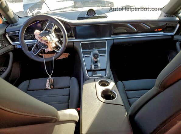WP0AA2A73LL100654 2020 PORSCHE PANAMERA Серебряный Вид панели приборов