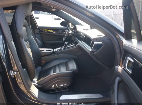 WP0AA2A78JL105426 2018 PORSCHE PANAMERA Gray 