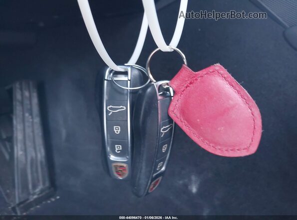 WP0AA2A78LL100102 2020 PORSCHE PANAMERA Gray Вид панелі приладів