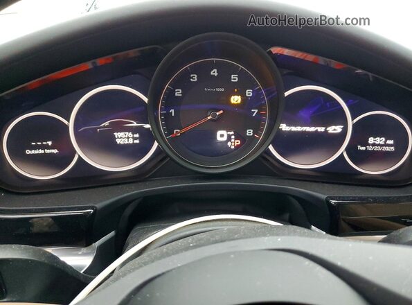 WP0AB2A73NL130219 2022 PORSCHE PANAMERA Black 