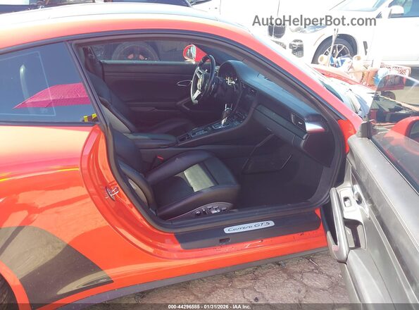 WP0AB2A92JS123103 2018 PORSCHE 911 Orange Widok wnętrza z przodu
