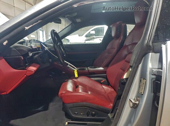WP0AB2Y10MSA43015 2021 PORSCHE TAYCAN Silver Вид салону спереду