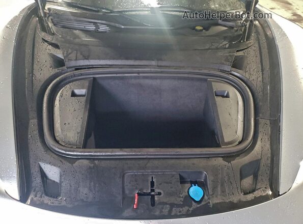 WP0AB2Y10MSA43015 2021 PORSCHE TAYCAN Silver Вид задньої частини салону