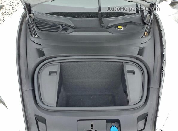 WP0AB2Y13PSA36466 2023 PORSCHE TAYCAN White Вид задньої частини салону