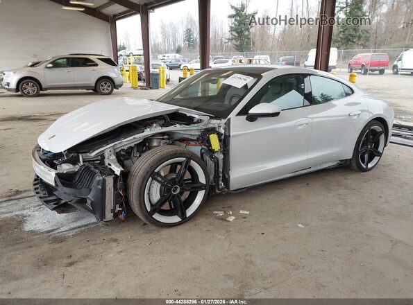 WP0AB2Y17MSA44923 2021 PORSCHE TAYCAN White Առջևի ձախ երեք քառորդ տեսարան
